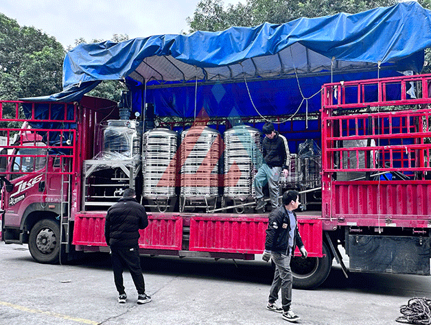 موقع تحميل وشحن احترافي للأوعية المستحلبة ومعالجة المياه