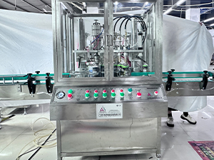 آلة تعبئة الغاز