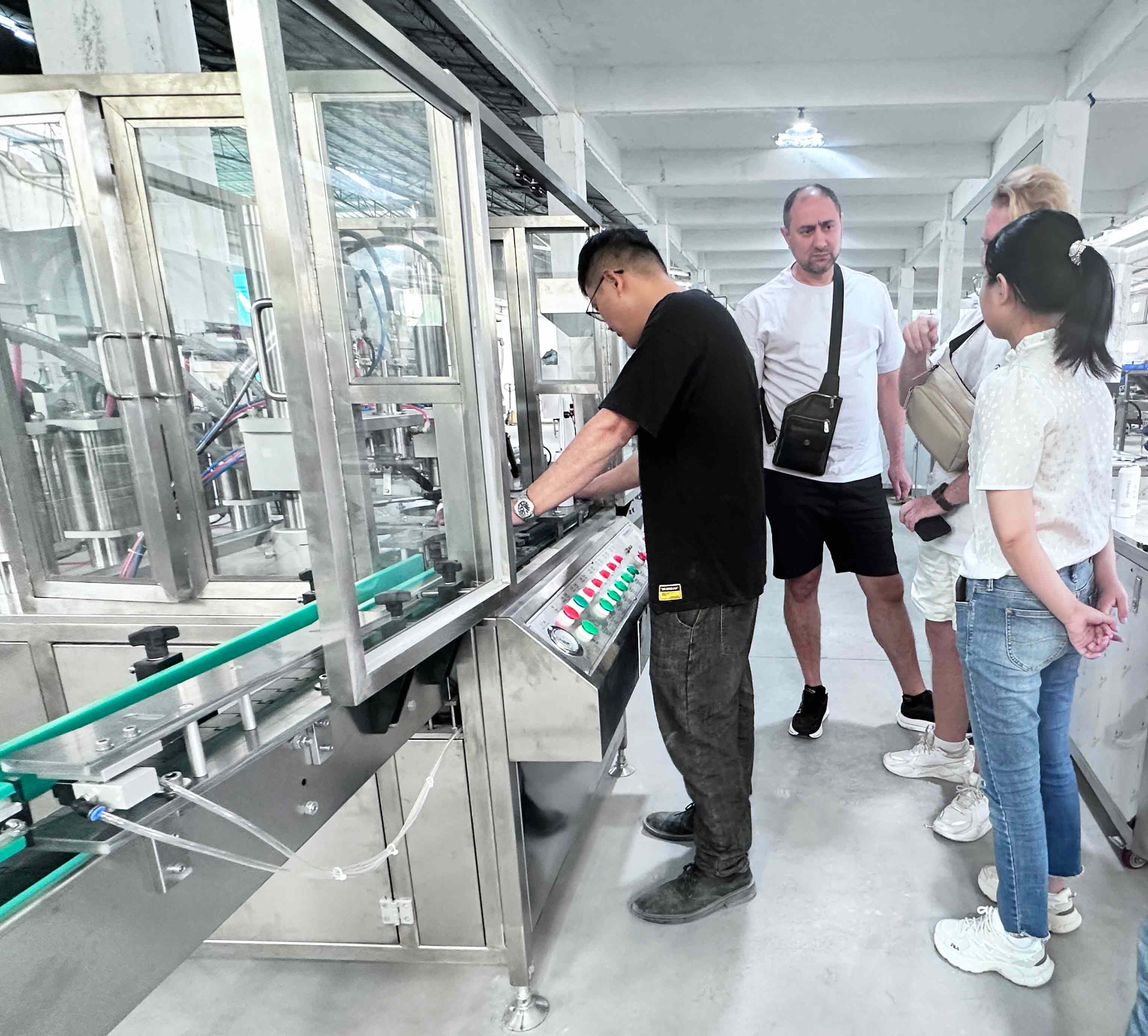 تصحيح أخطاء آلة تعبئة الأيروسول