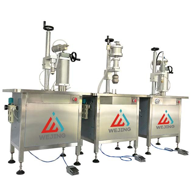 آلة تعبئة وختم الهباء الجوي شبه الأوتوماتيكية لرذاذ تطهير العلب