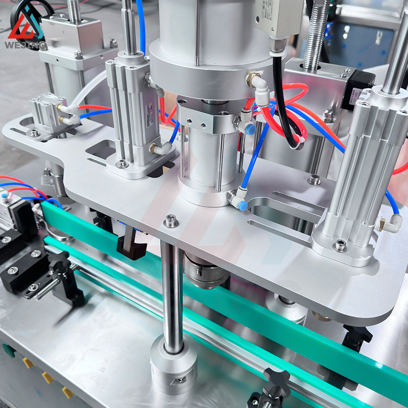 4 في 1 نصف أوتوماتيك آلي ملء آلة الرذاذ الهباء الجوي آلة ملء